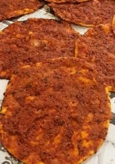 Biberli katıklı ekmek 1/4 ( 10 lu pakette )